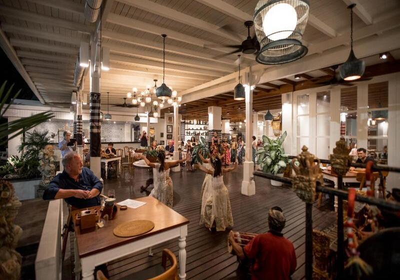 تختخواب و صبحانه Diatas By Art Cafe Bumbu Bali