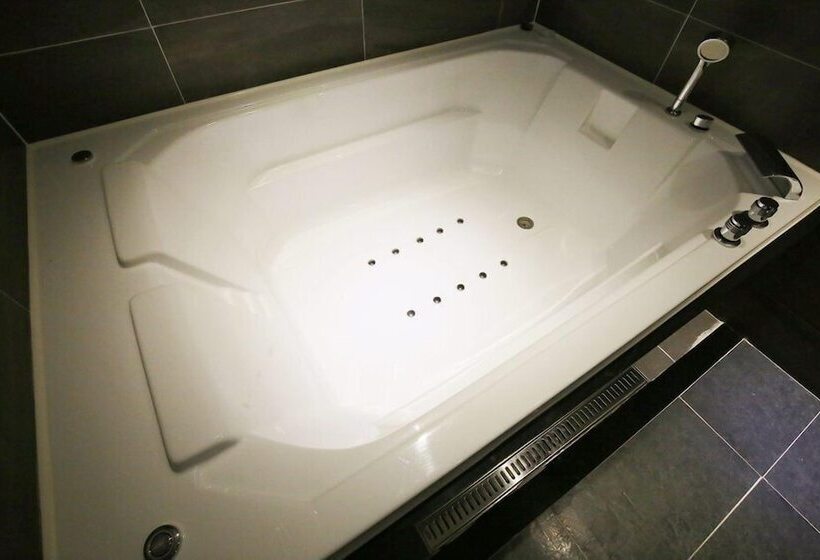 Hotel Class