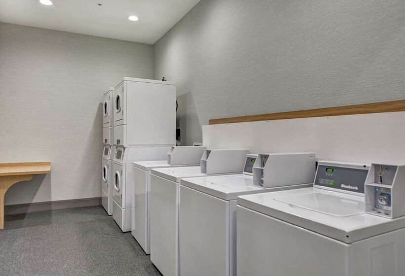בית מלון כפרי Home2 Suites By Hilton Pecos