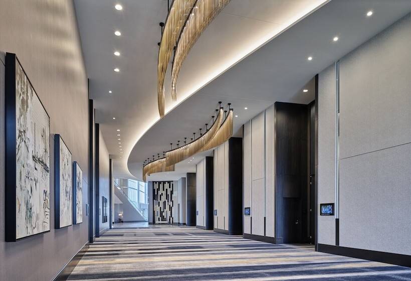 هتل Loews Kansas City