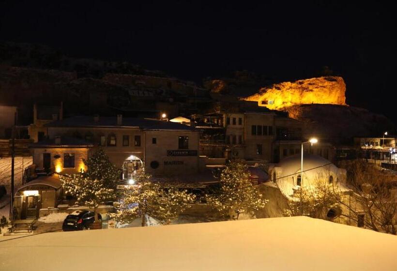 هتل Orion Cave