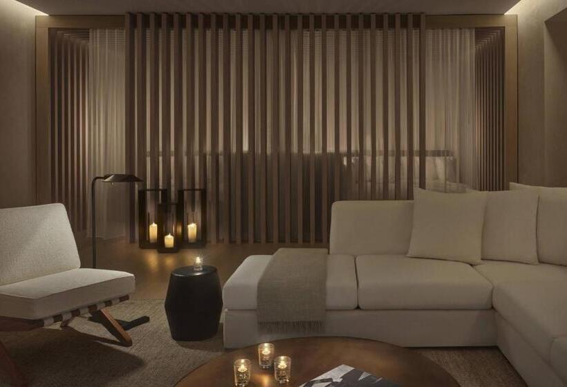 هتل The West Hollywood Edition