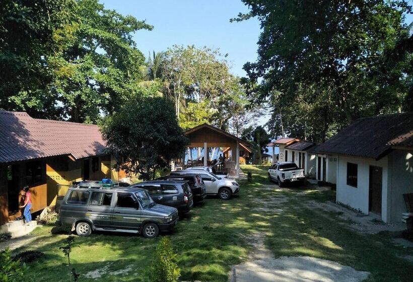 فندق Aundanao Oasis Beach
