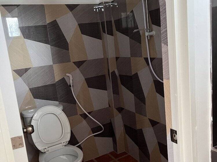 Hotel Miles Yce Bamboo House