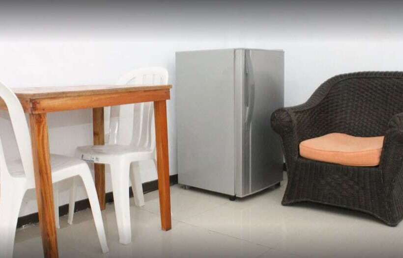 Hotel Miles Yce Bamboo House