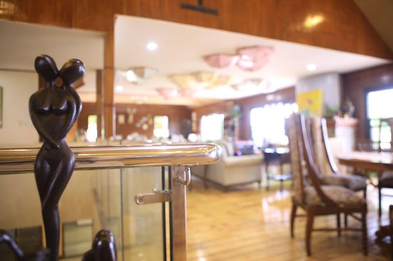 فندق The Lakeview Suites