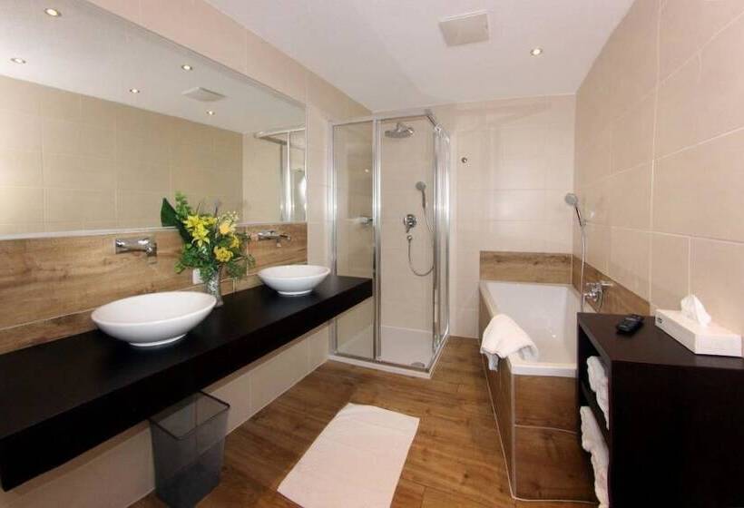 هتل Appartement Similaun