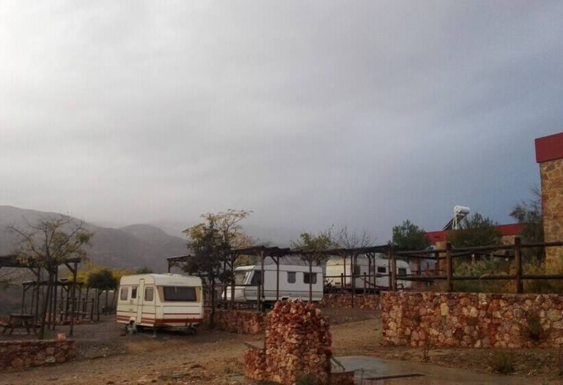 בית מלון כפרי Camping Almocita