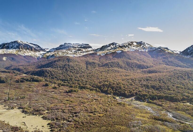 هتل Huemules Reserva De Montana