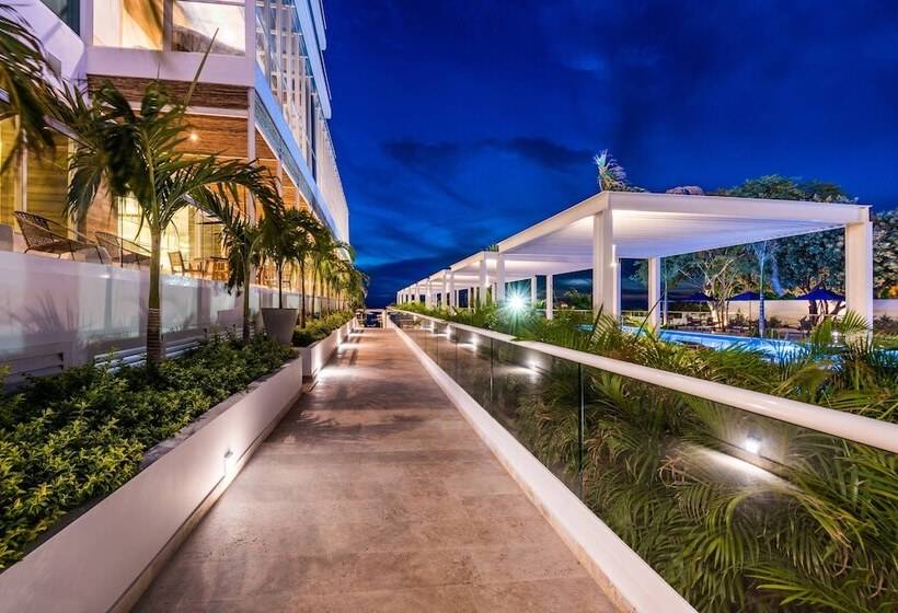בית מלון כפרי Santa Marta Marriott Resort Playa Dormida