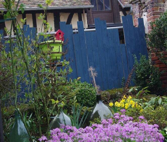 膳宿费 Home Saint Jacques