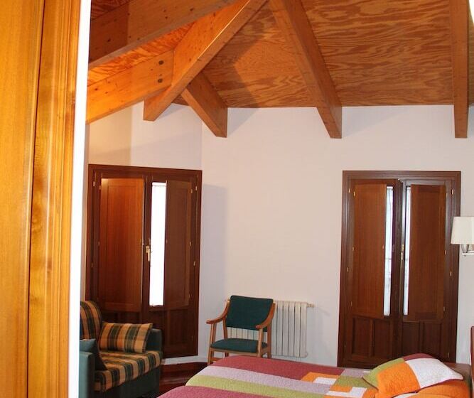بنسيون Hostal Central