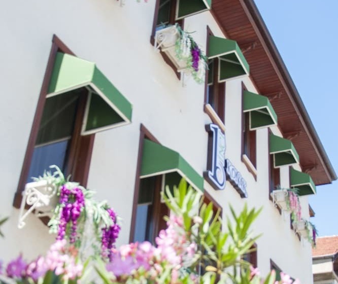 فندق 1inci Konak