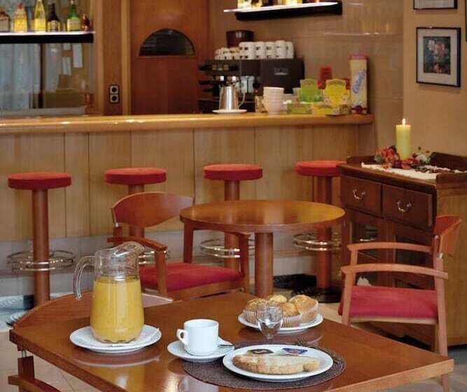 호스텔 Hostal Piteus