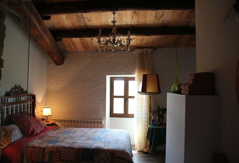Bed and Breakfast La Casa Dels Ocells