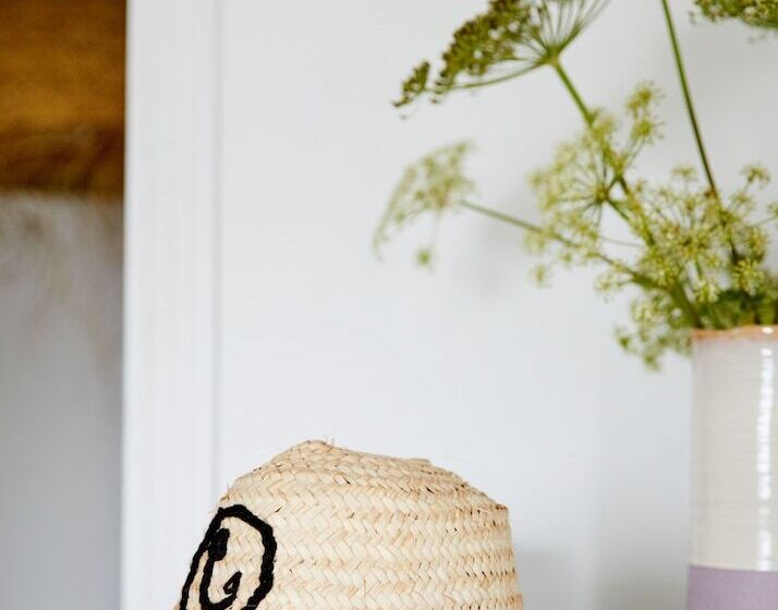 Caión Surf House   Hostel