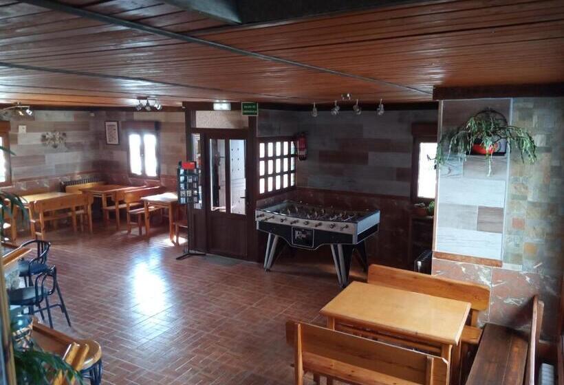 Hostal La Collada De Aralla