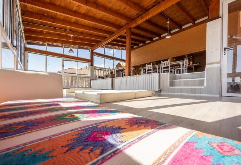 Hostel La Pedriza