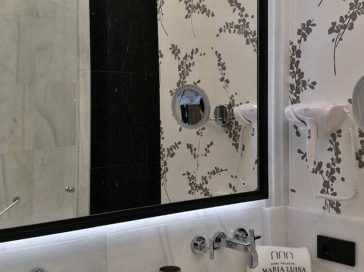 Отель Casa Palacio Maria Luisa