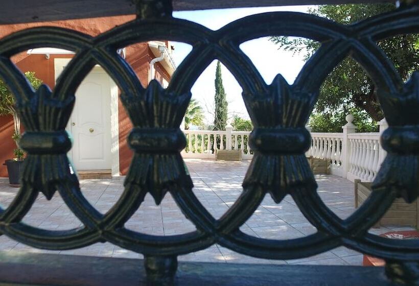 تختخواب و صبحانه Finca La Vida Loca