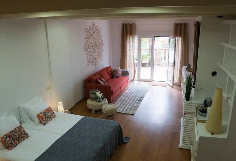 تختخواب و صبحانه Finca La Vida Loca