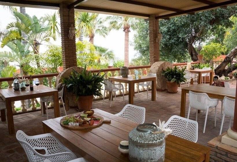 تختخواب و صبحانه Finca La Vida Loca