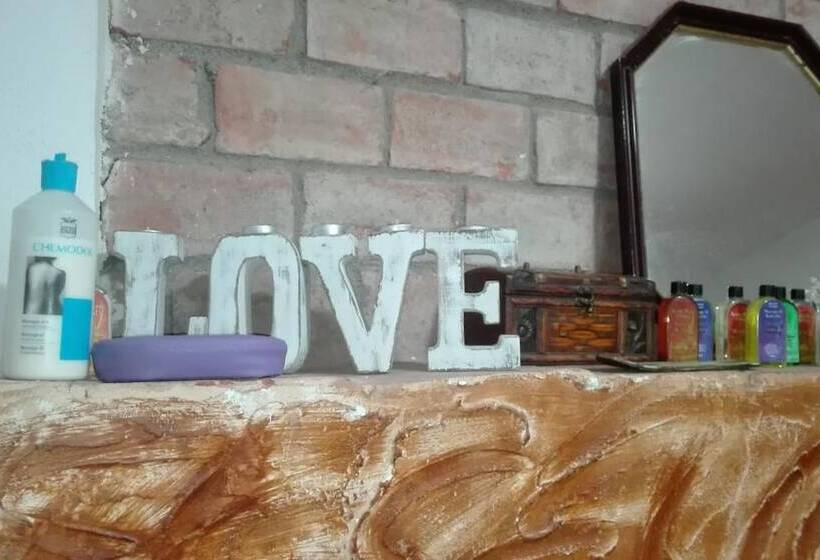 تختخواب و صبحانه La Casona De La Luz