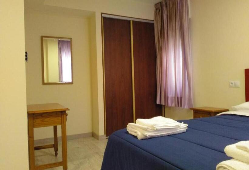 Hostal Orly