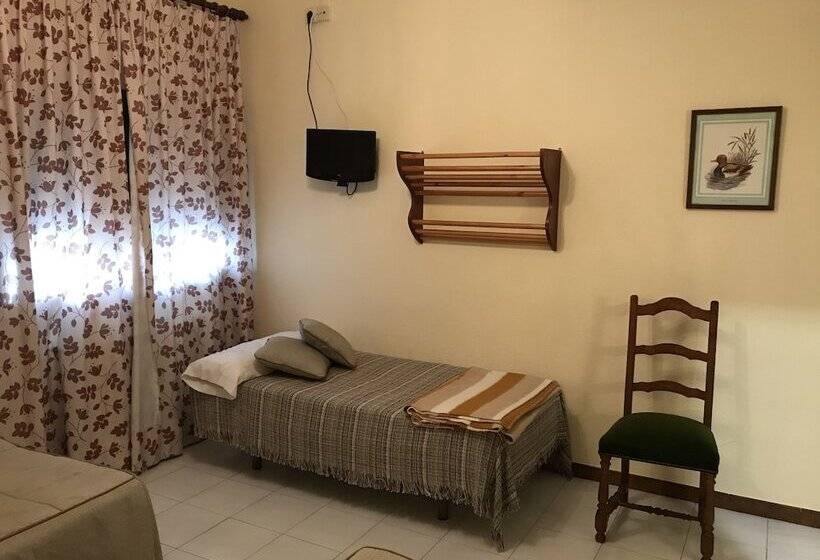 Hostal Santa Ana