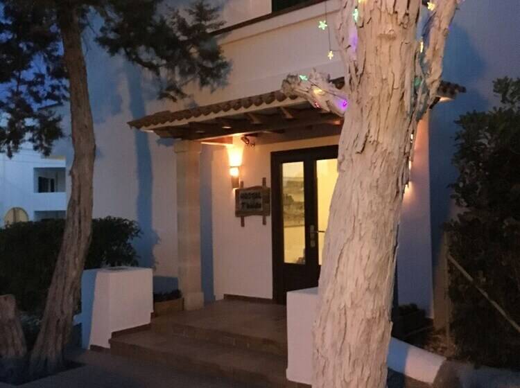 Hostal Tbaida