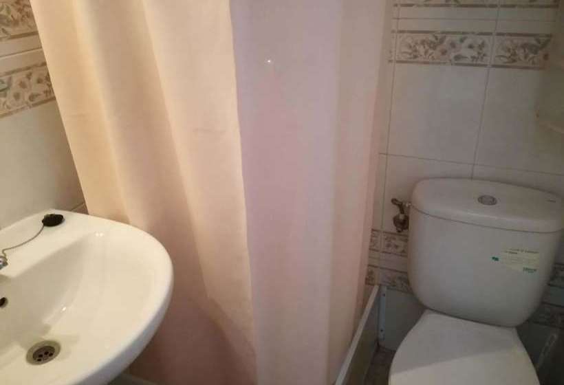 ペンション Alojamiento Cr Cuatro Caminos