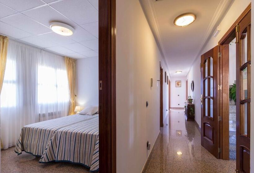 بنسيون Casa Rural Casa Valdecaballeros