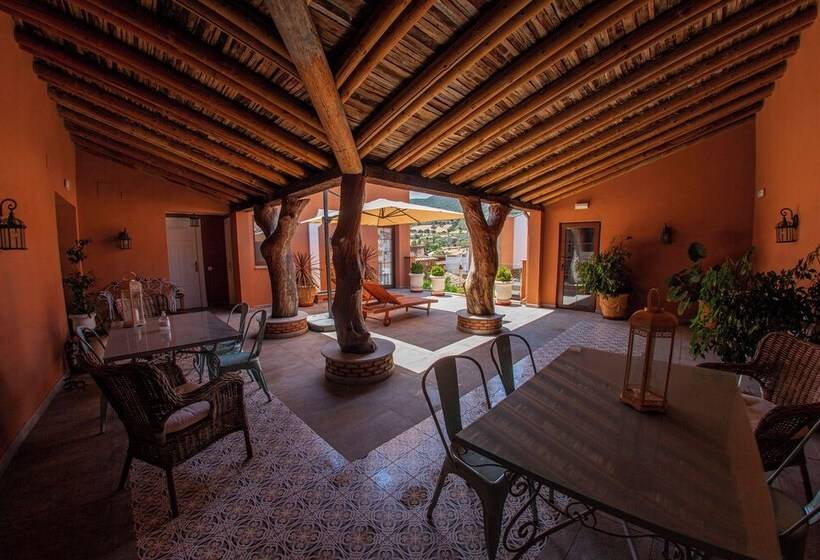 بنسيون Casa Rural La Pajarona