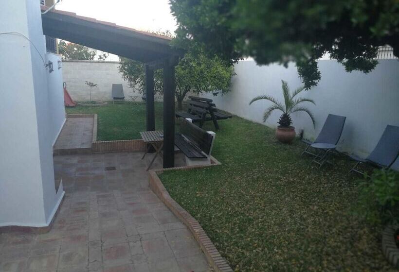بنسيون Hostal Frasquita