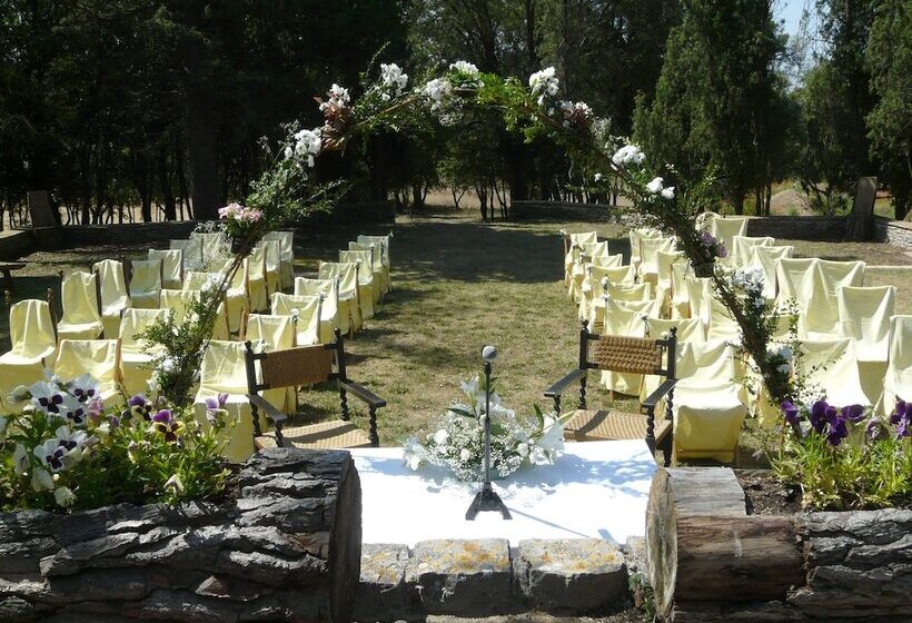 פנסיון Hostal Rural Mas Blanc