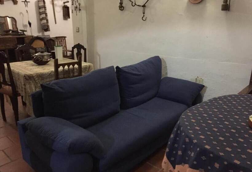 פנסיון La Posá
