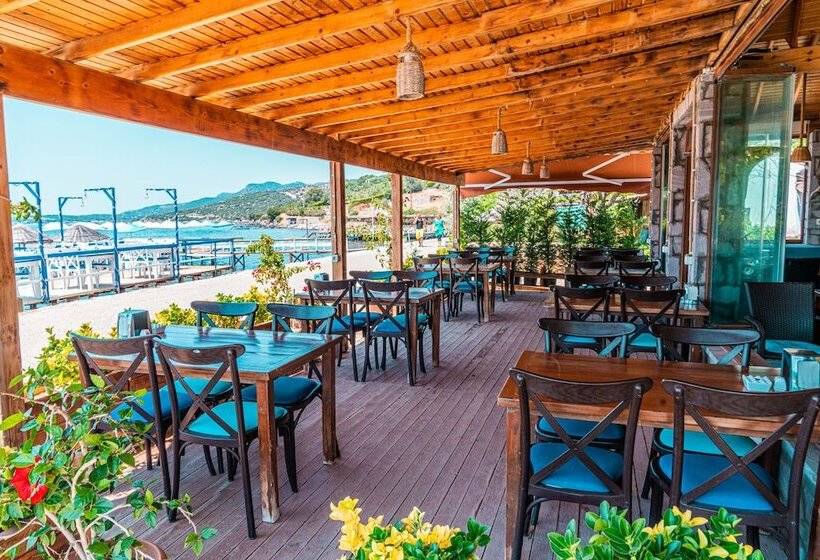 Assos Ayan Motel