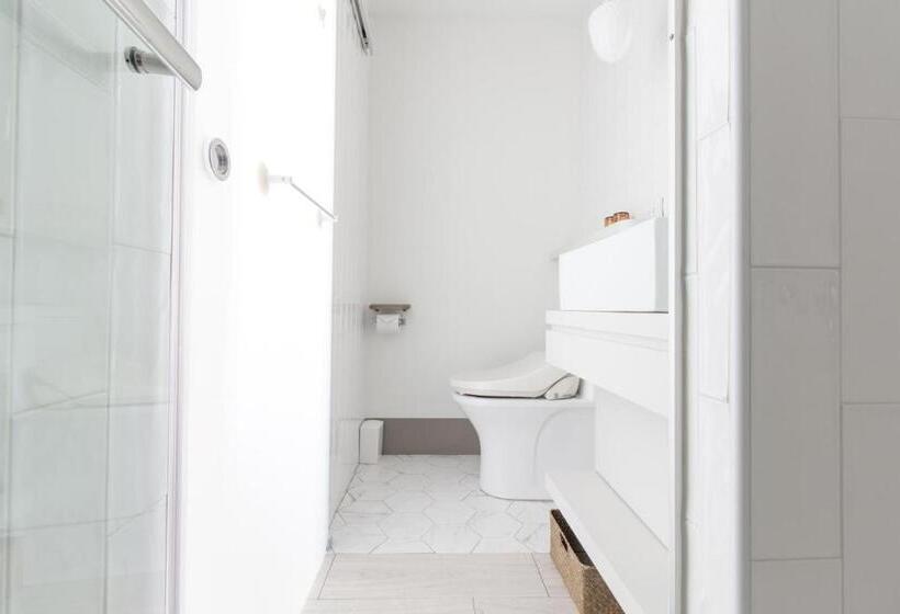 تختخواب و صبحانه Ho̍k House