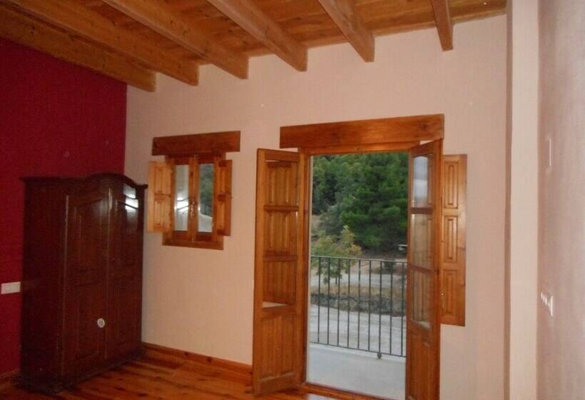 민박 Masia Mas De La Creu