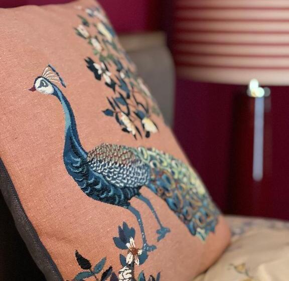 تختخواب و صبحانه Villa Talisman