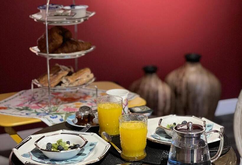 تختخواب و صبحانه Villa Talisman