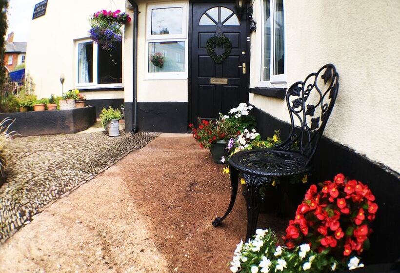 Hillside Bed & Breakfast