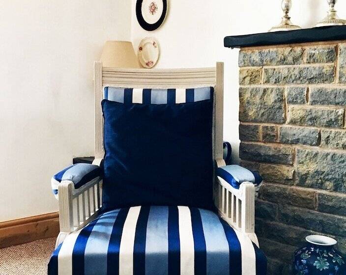 Hillside Bed & Breakfast