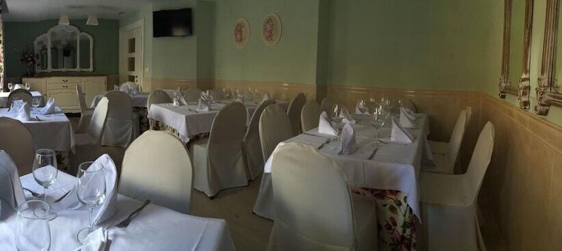 Hostal Docar
