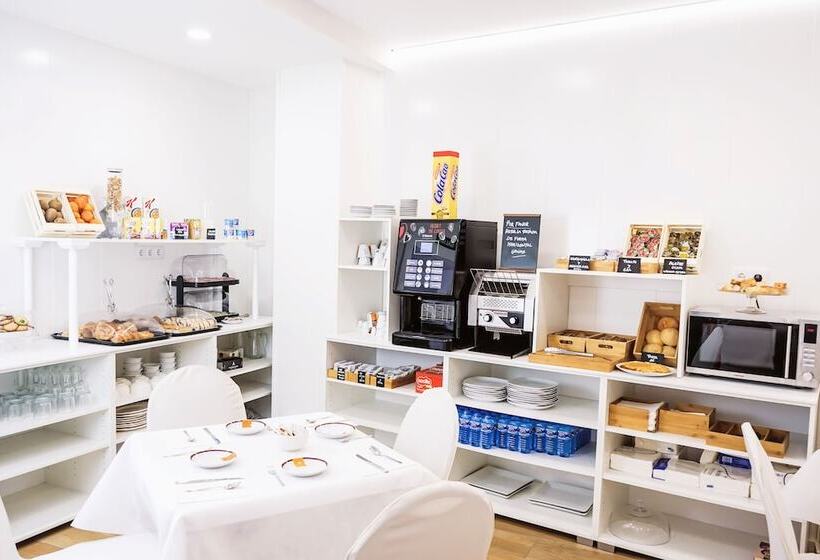 Hostal Docar