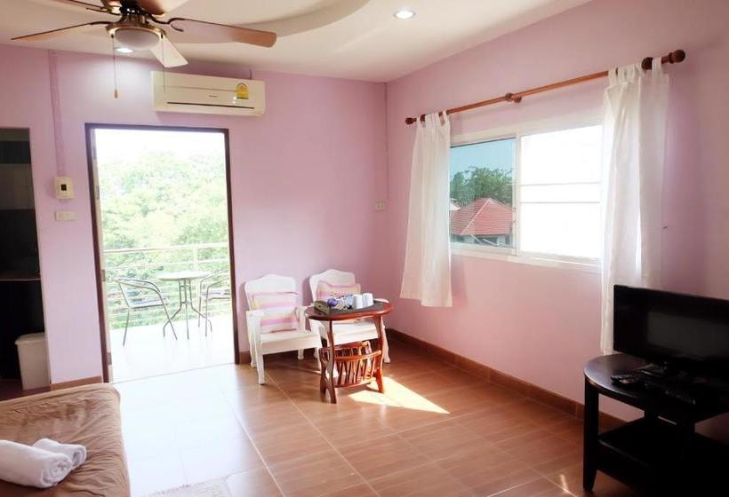 پانسیون Green House At Trang Guesthouse