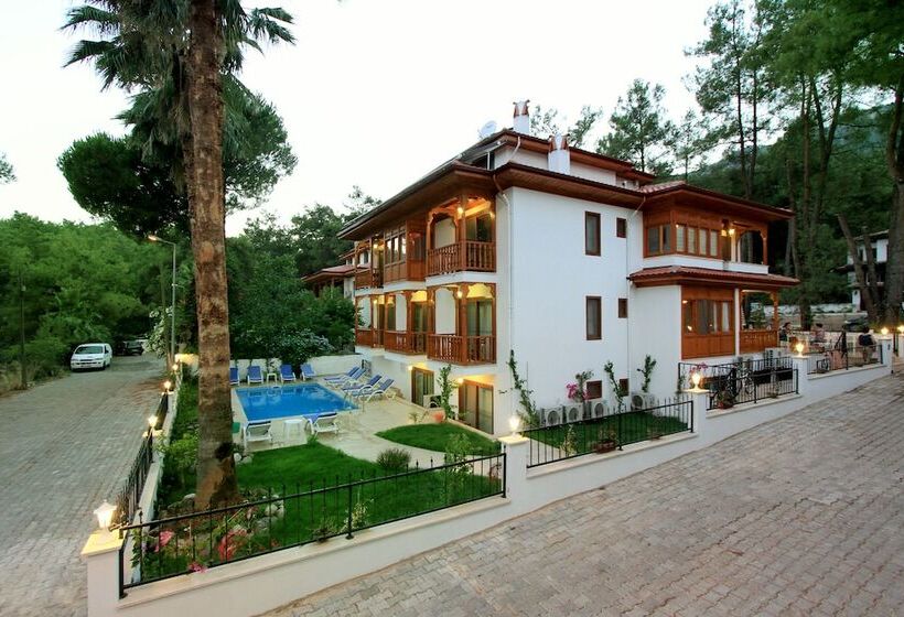 Ayka Otel