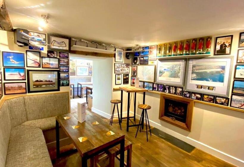 مبيت وإفطار Castle Cottage Inn