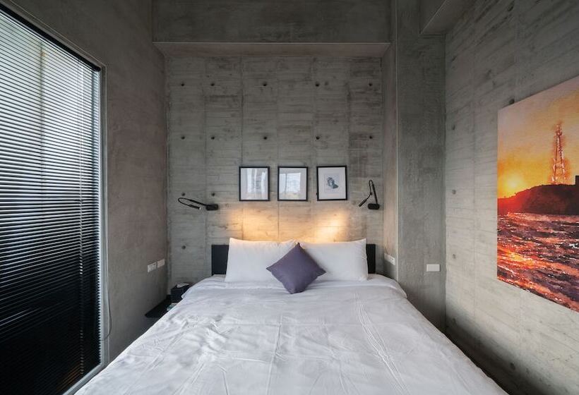 تختخواب و صبحانه Color Coral Boutique