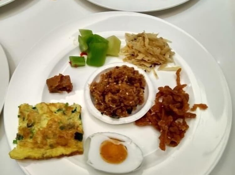 تختخواب و صبحانه Dancedoll House